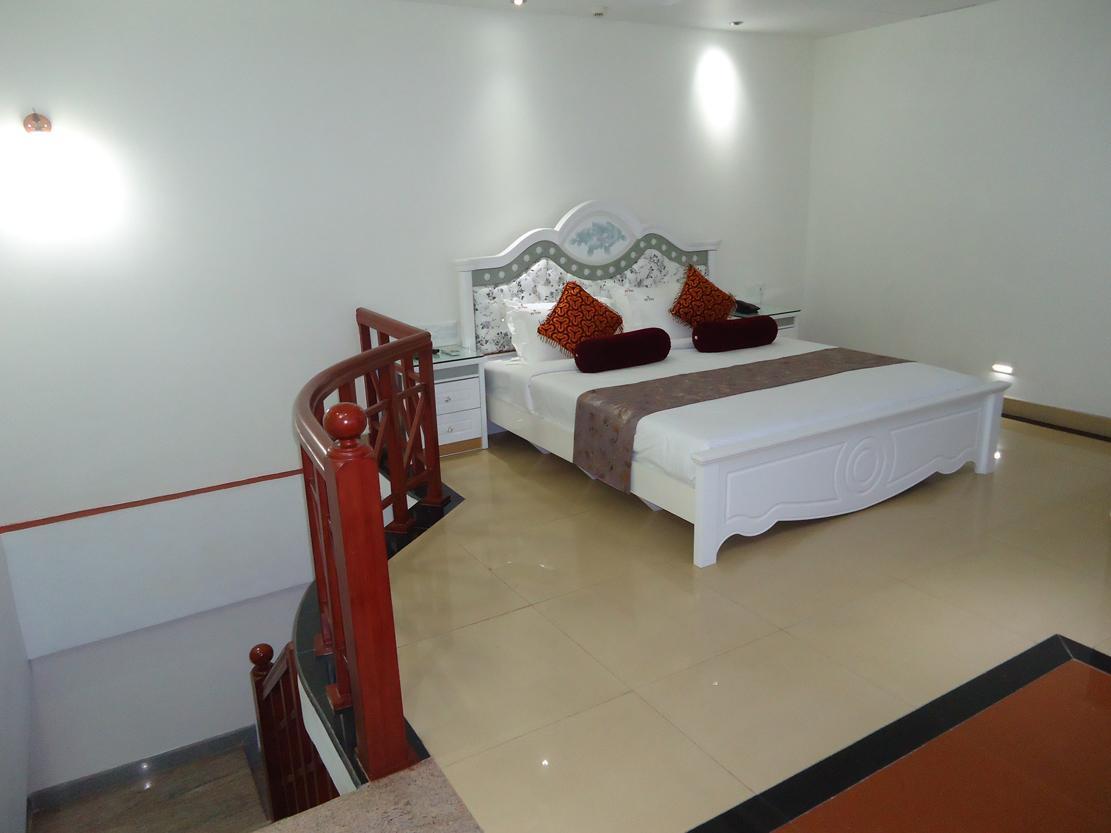 Hotel Hiton Perintalmanna Chambre photo